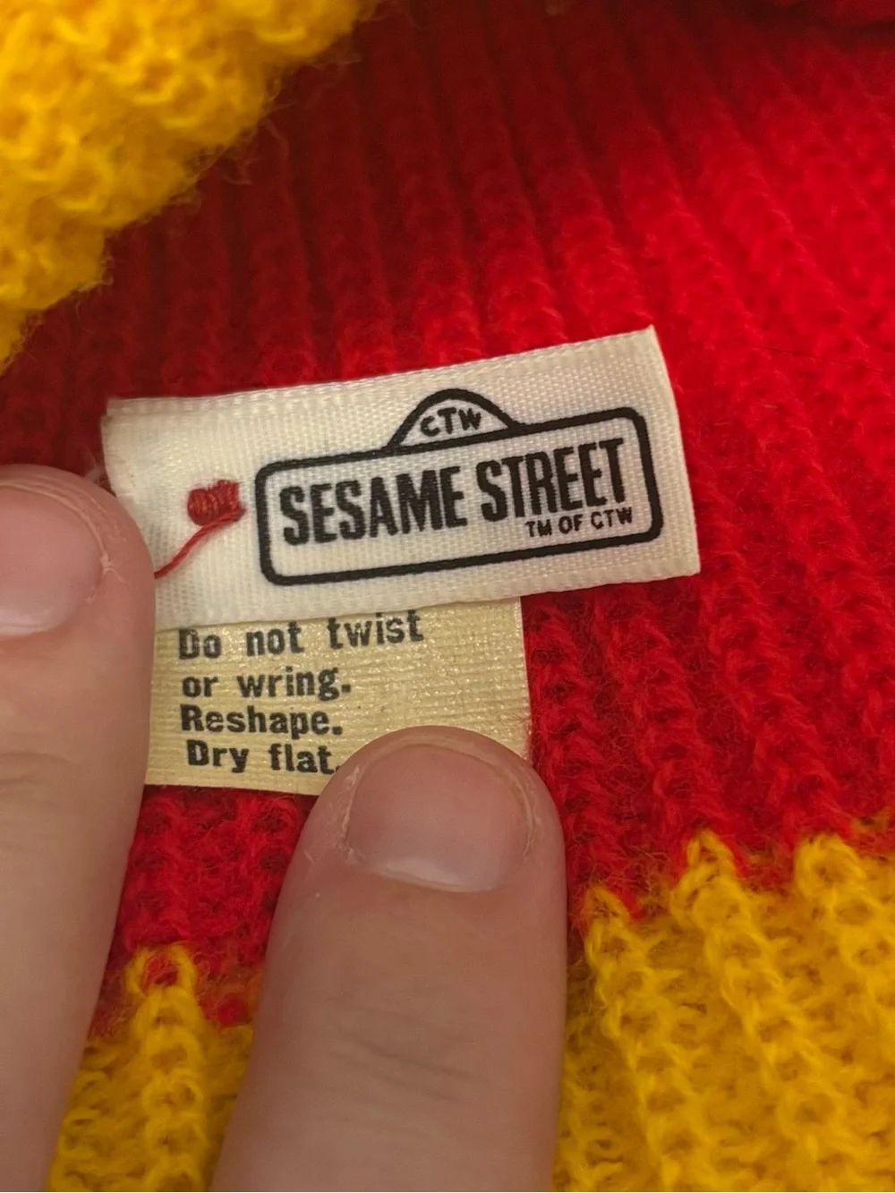 VTG Sesame Street Big Bird Kids Size Beanie Cap Muppet Winter Knit Hat